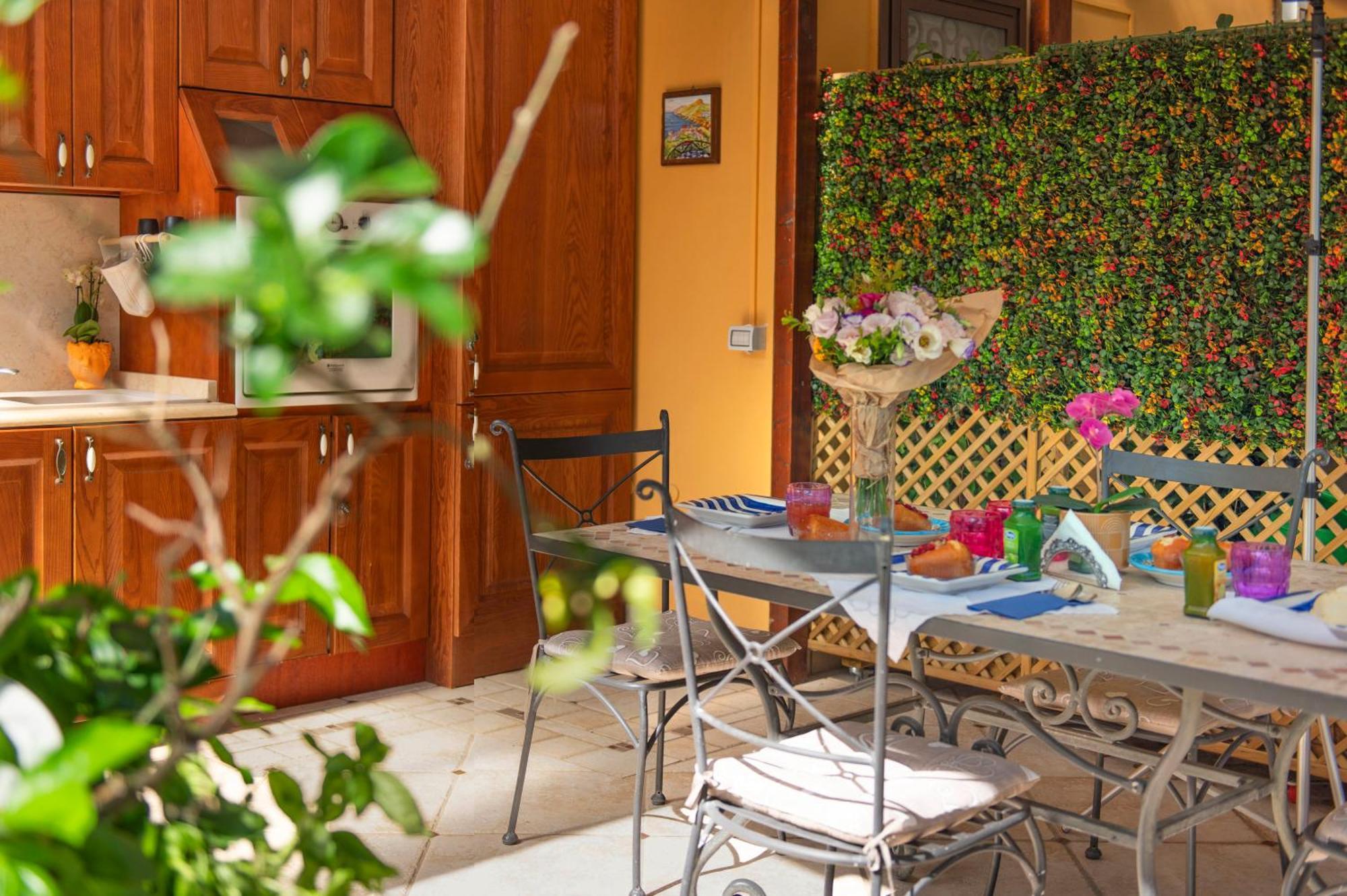 Relais Sorrento Terrace And Relax Bed & Breakfast エクステリア 写真