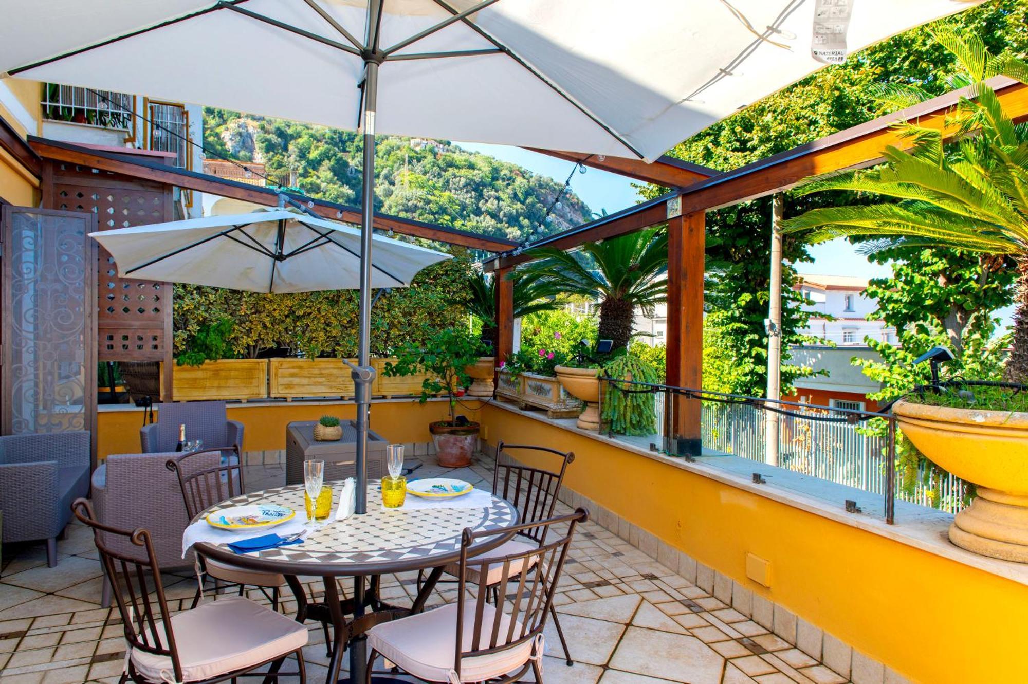 Relais Sorrento Terrace And Relax Bed & Breakfast エクステリア 写真