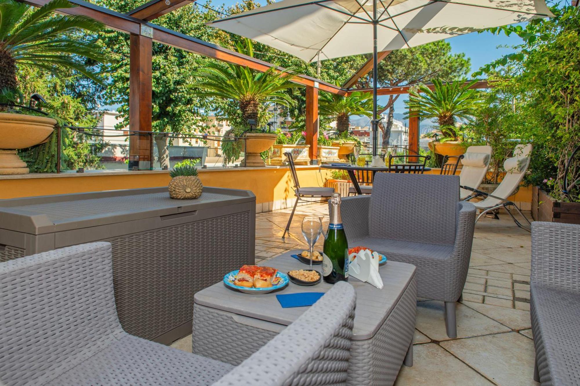 Relais Sorrento Terrace And Relax Bed & Breakfast エクステリア 写真